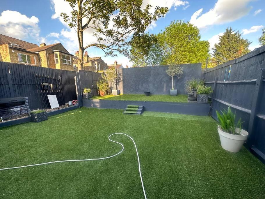 5 Bedroom House Se6 London Exterior foto